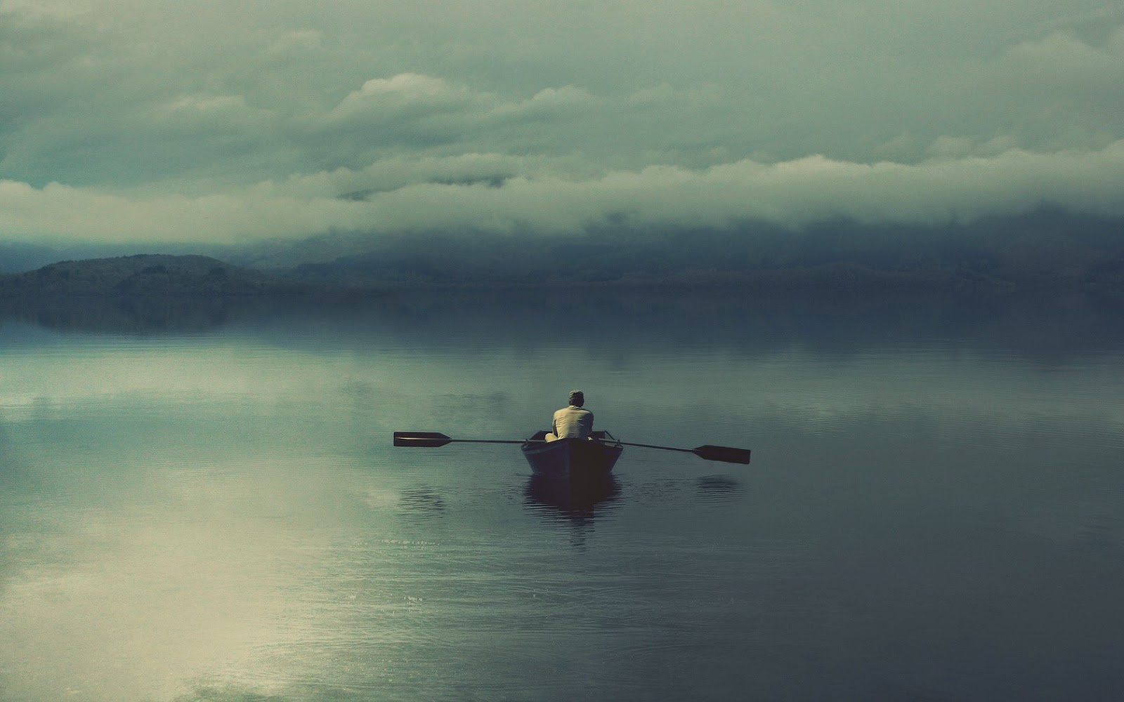lake boat man paddle alone other 1050x1680 1